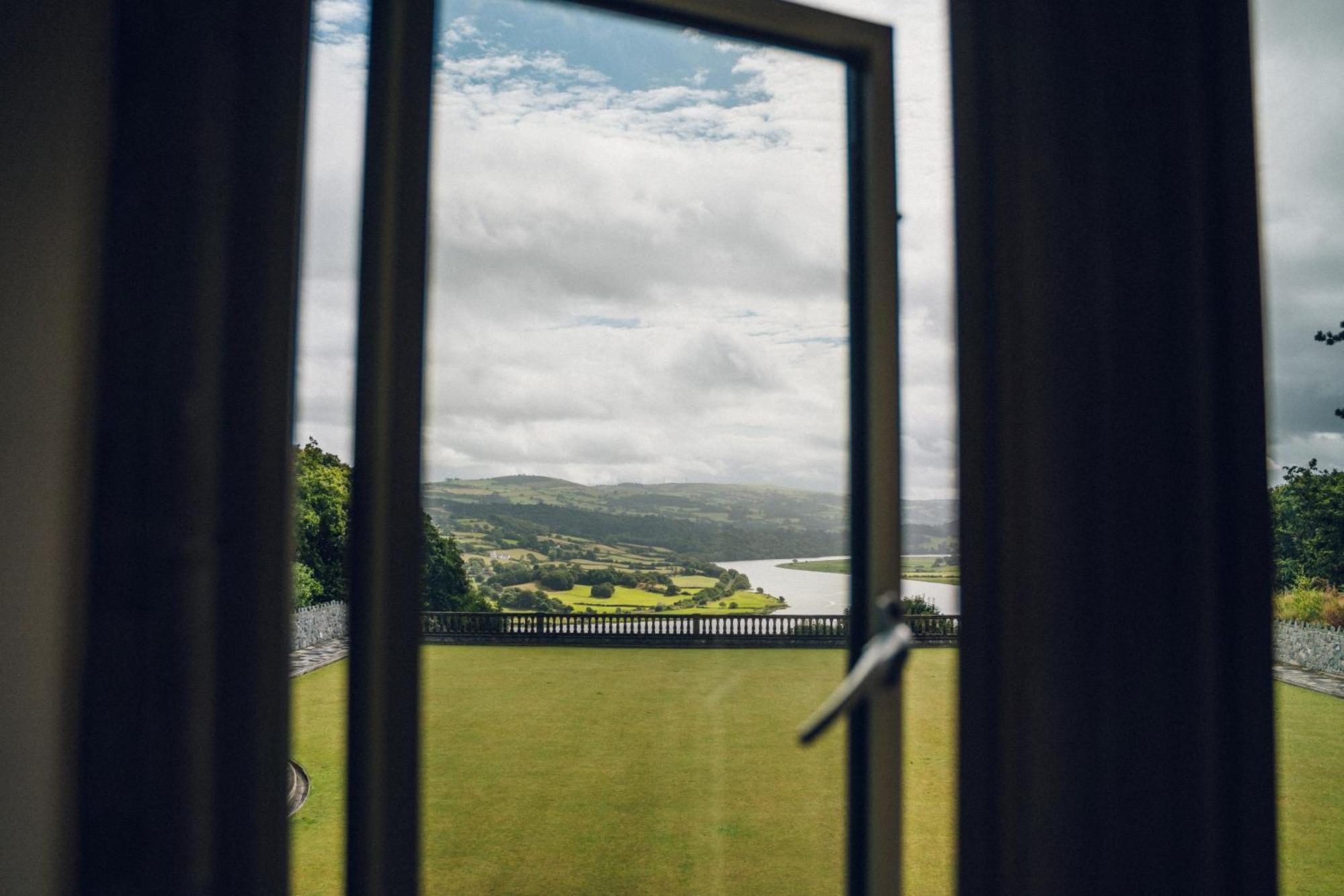 The Manor Boutique Hotel Restaurant And Bar Conwy Esterno foto