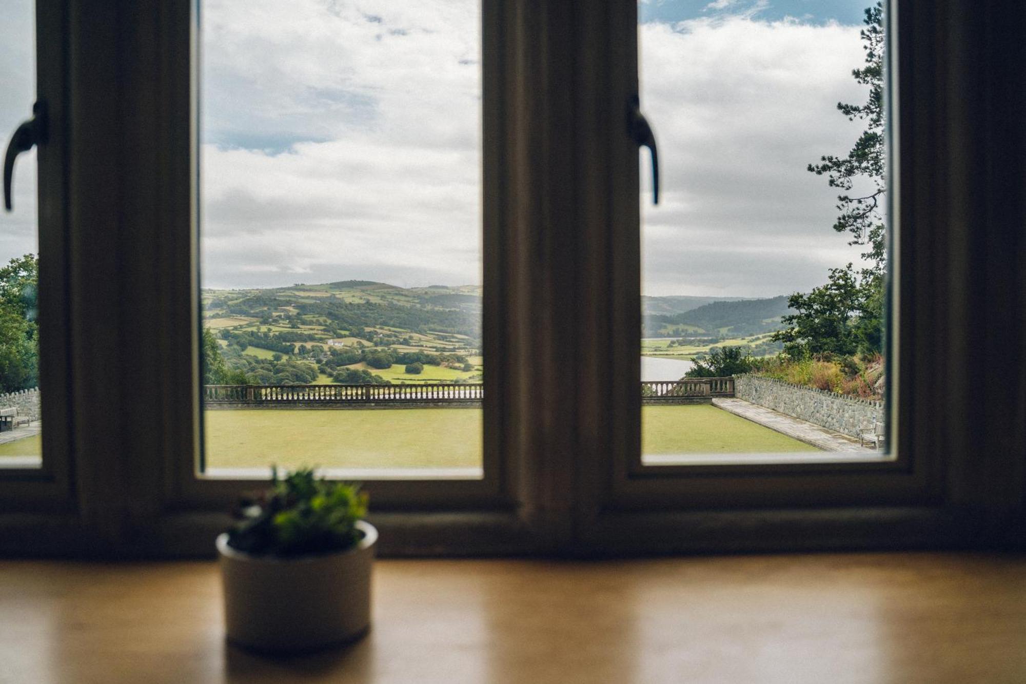 The Manor Boutique Hotel Restaurant And Bar Conwy Esterno foto
